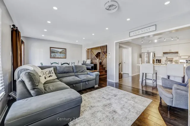 Additional property image - 625 Attenborough Terr