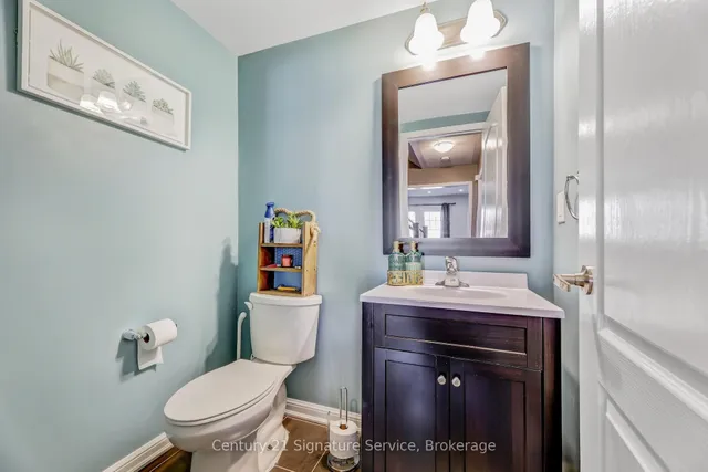 Additional property image - 625 Attenborough Terr