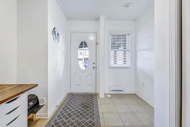 Additional property image - 625 Attenborough Terr