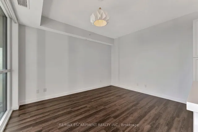 Additional property image - 2087 FAIRVIEW St Unit 1502