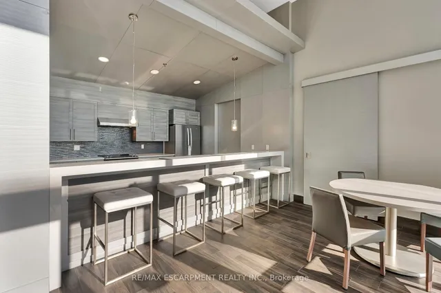 Additional property image - 2087 FAIRVIEW St Unit 1502