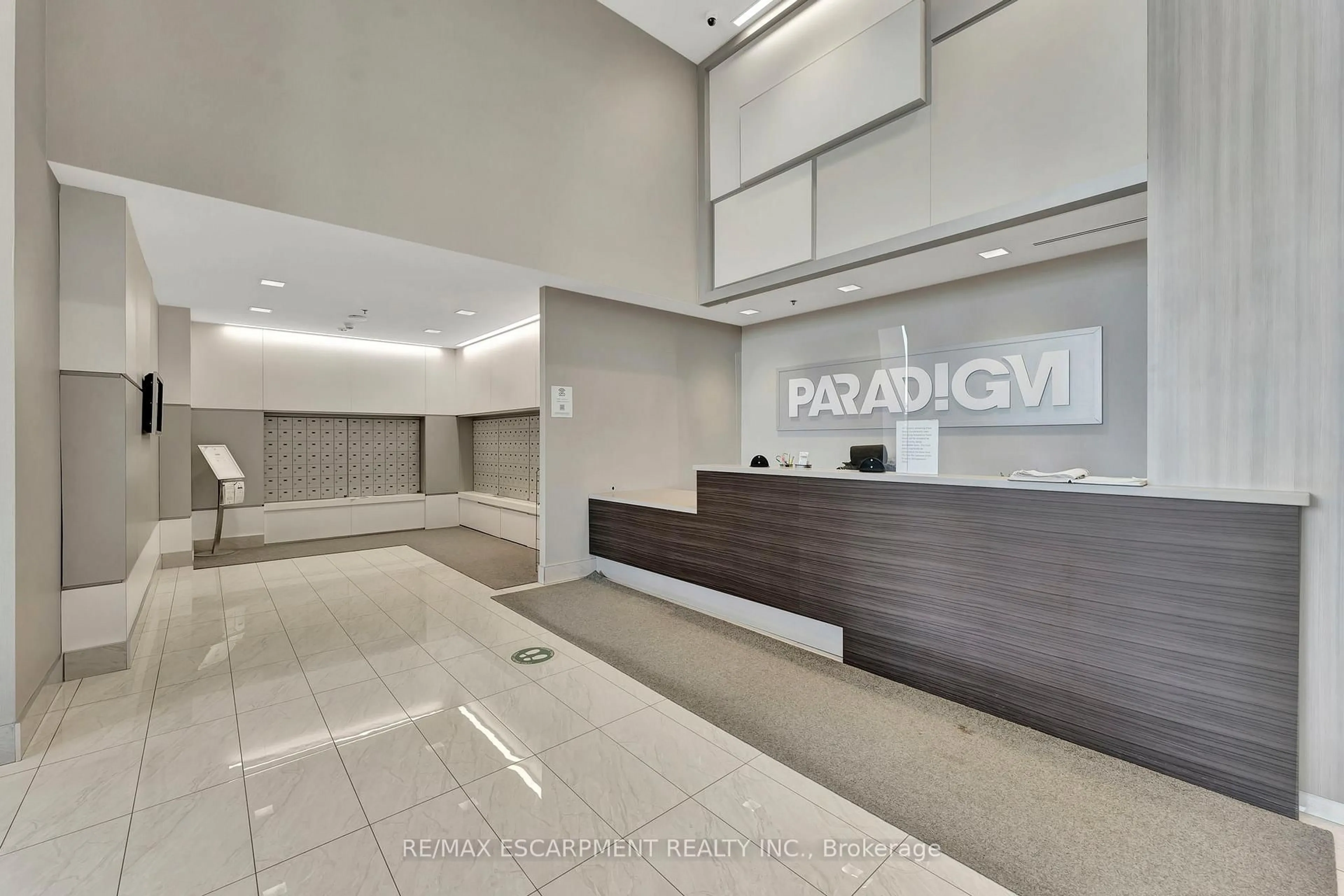 Lobby for 2087 FAIRVIEW St #1502, Burlington Ontario L7R 0E5