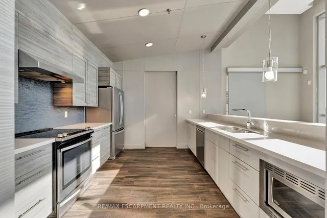 Additional property image - 2087 FAIRVIEW St Unit 1502