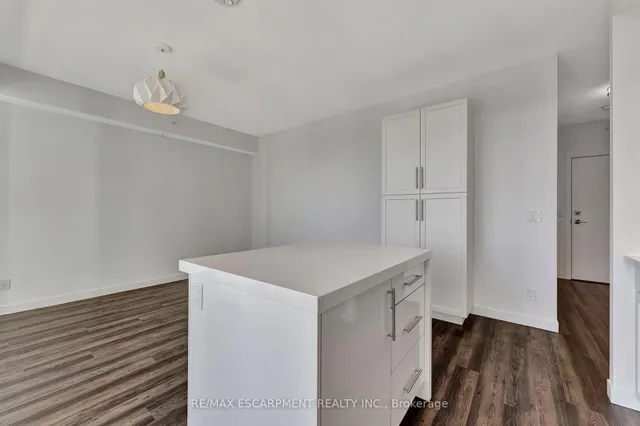 Additional property image - 2087 FAIRVIEW St Unit 1502
