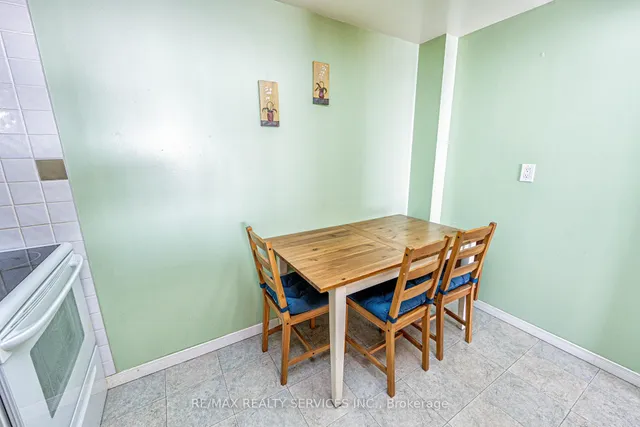 Additional property image - 8 Lisa St Unit 1503