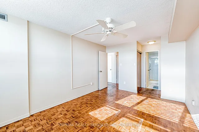 Additional property image - 8 Lisa St Unit 1503