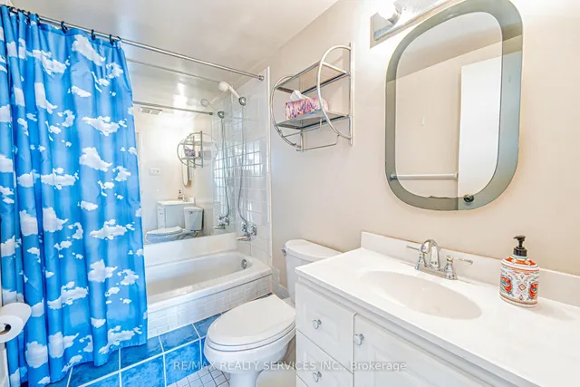 Additional property image - 8 Lisa St Unit 1503