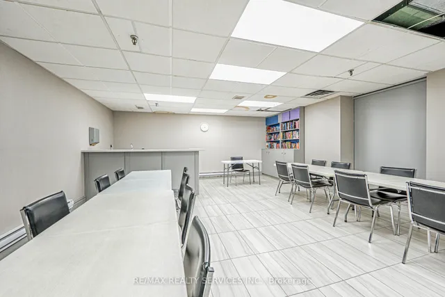 Additional property image - 8 Lisa St Unit 1503