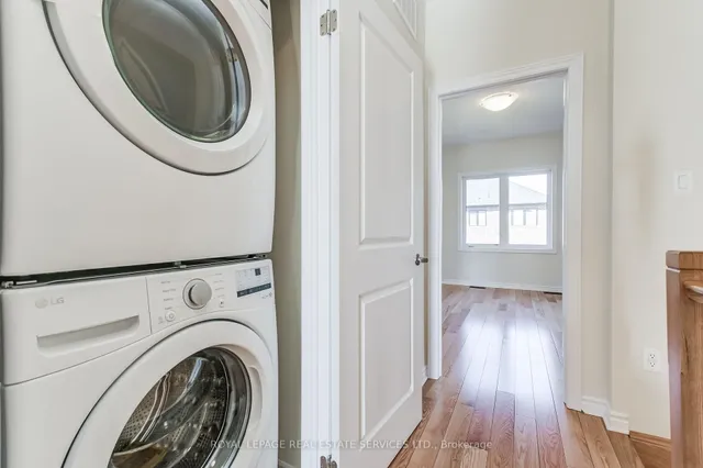 Additional property image - 1387 Almonte Dr