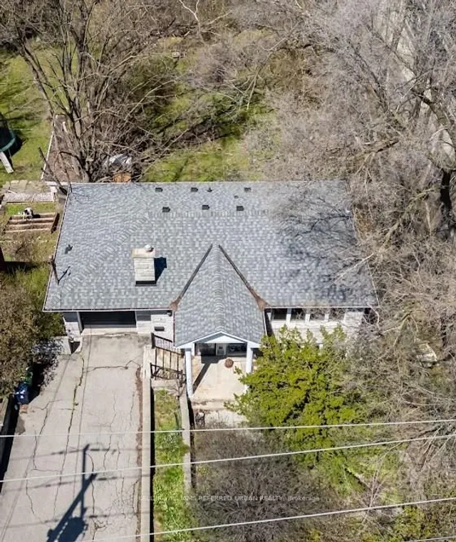 Additional image 34 of 20 Gracefield Ave