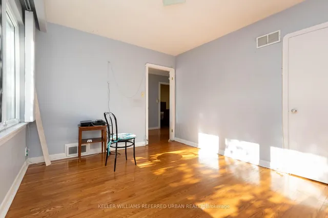 Additional image 16 of 20 Gracefield Ave