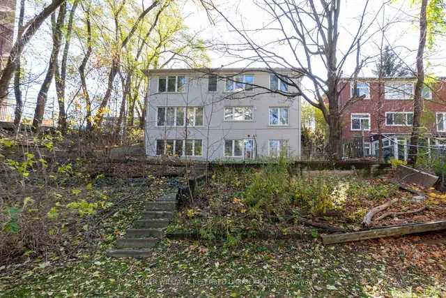 Additional image 33 of 20 Gracefield Ave