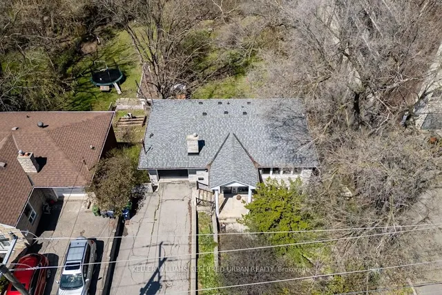 Primary image of 20 Gracefield Ave