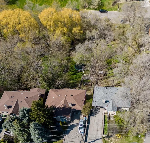 Additional image 32 of 20 Gracefield Ave