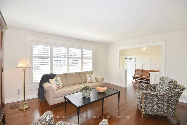 Additional property image - 625 Ardleigh Cres