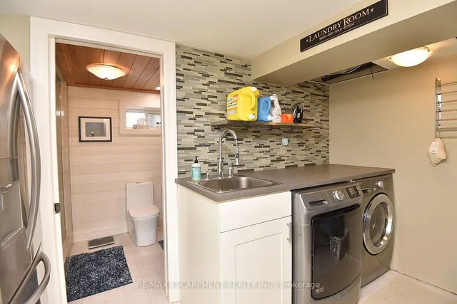 Additional property image - 625 Ardleigh Cres