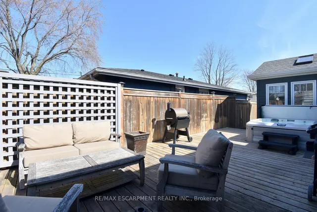 Additional property image - 625 Ardleigh Cres