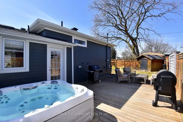 Additional property image - 625 Ardleigh Cres