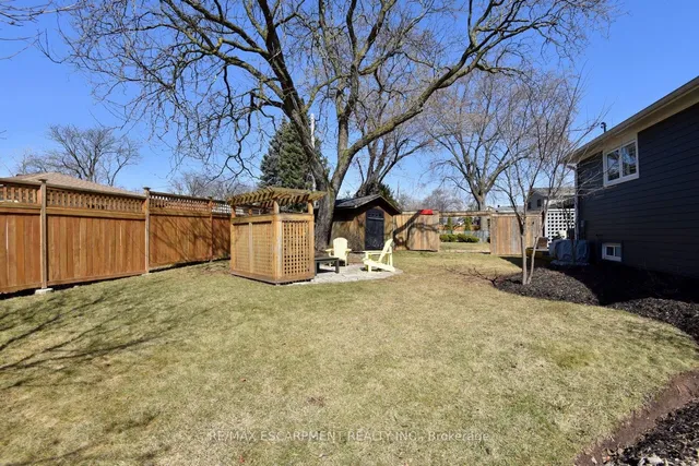 Additional property image - 625 Ardleigh Cres