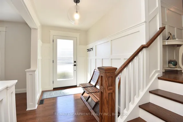 Additional property image - 625 Ardleigh Cres