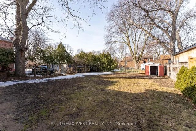 Additional property image - 102 Guestville Ave