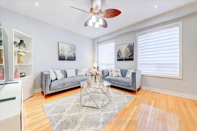 Additional property image - 62 Saffron Cres