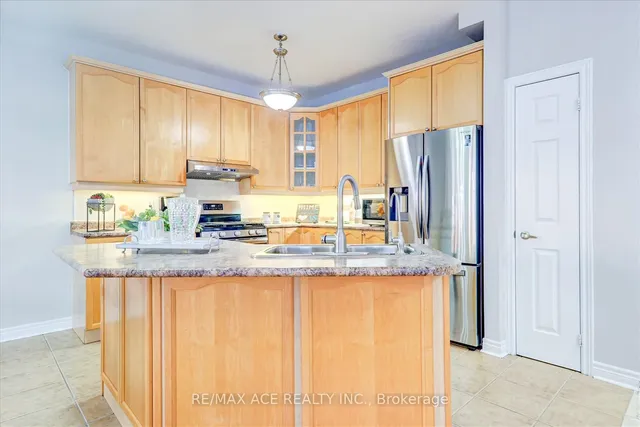Additional property image - 62 Saffron Cres