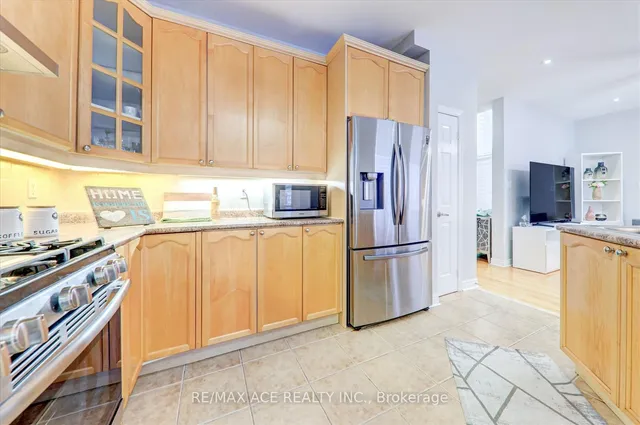 Additional property image - 62 Saffron Cres