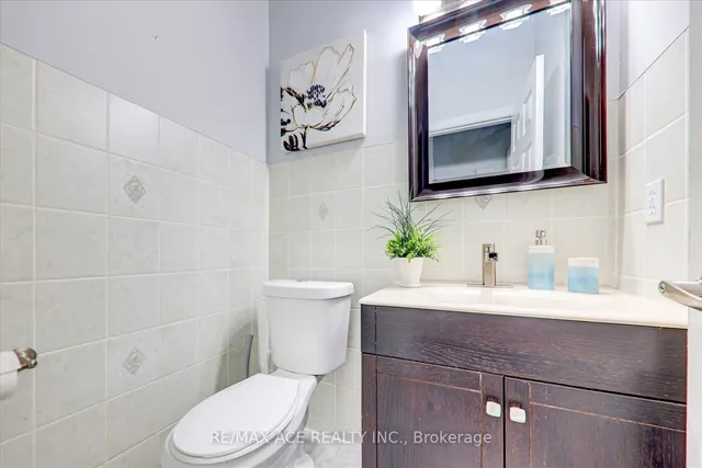 Additional property image - 62 Saffron Cres
