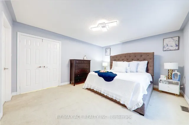 Additional property image - 62 Saffron Cres