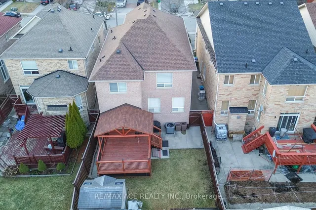 Additional property image - 62 Saffron Cres