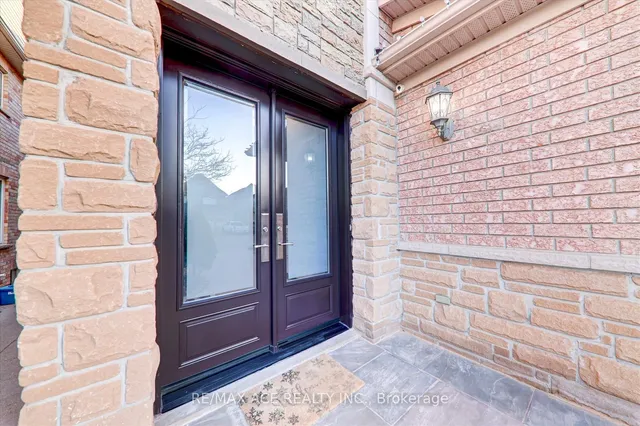 Additional property image - 62 Saffron Cres