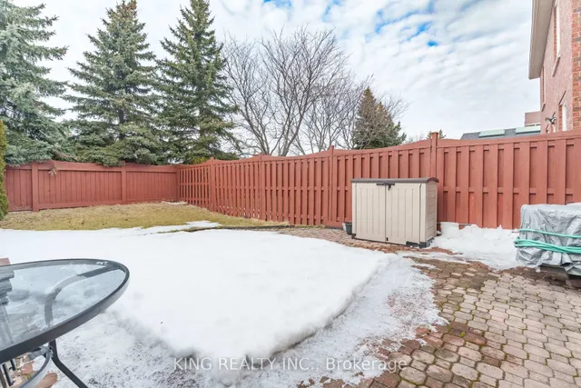 Additional property image - 928 Ledbury Cres