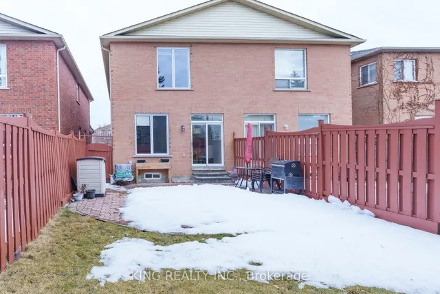 Additional property image - 928 Ledbury Cres