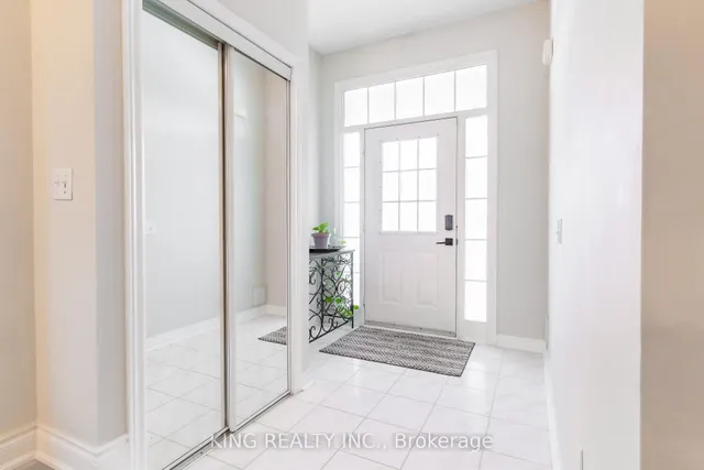 Additional property image - 928 Ledbury Cres