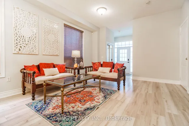 Additional property image - 928 Ledbury Cres