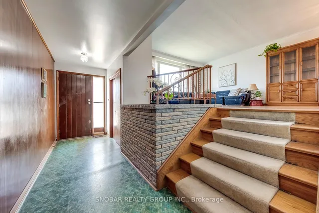 Additional property image - 6 Hartsdale Dr