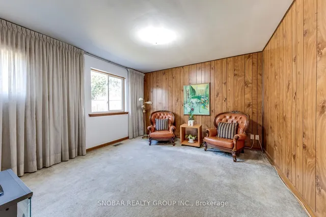 Additional property image - 6 Hartsdale Dr