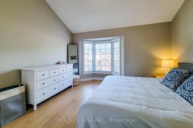 Additional property image - 3480 Upper Middle Rd Unit 91