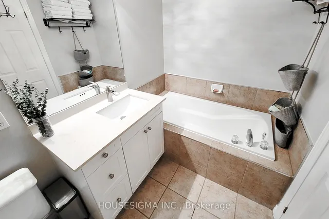 Additional property image - 3480 Upper Middle Rd Unit 91