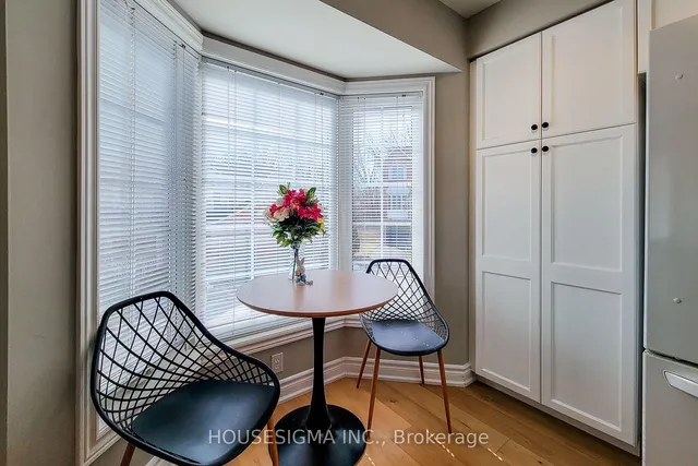 Additional property image - 3480 Upper Middle Rd Unit 91