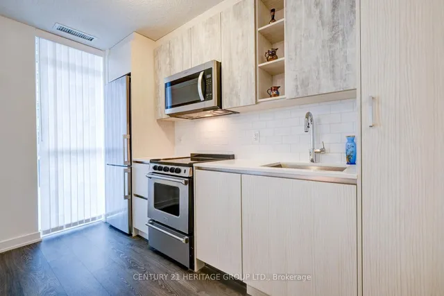 Additional property image - 251 Manitoba St Unit 204