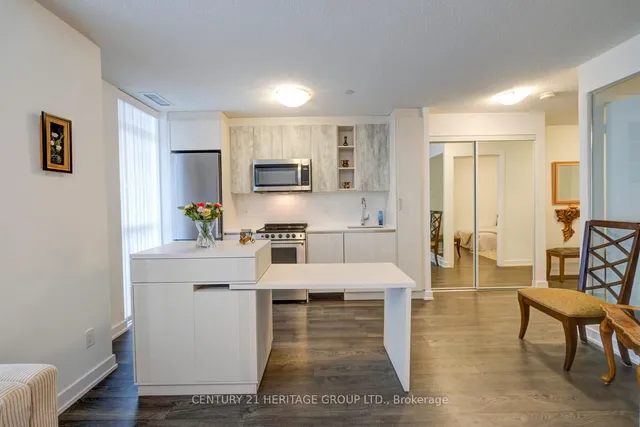 Additional property image - 251 Manitoba St Unit 204