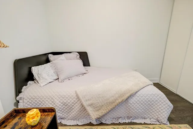 Additional property image - 251 Manitoba St Unit 204