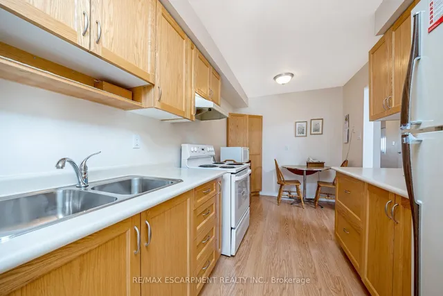 Additional property image - 2021 Sixth Line Unit 56