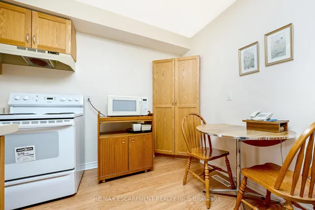 Additional property image - 2021 Sixth Line Unit 56
