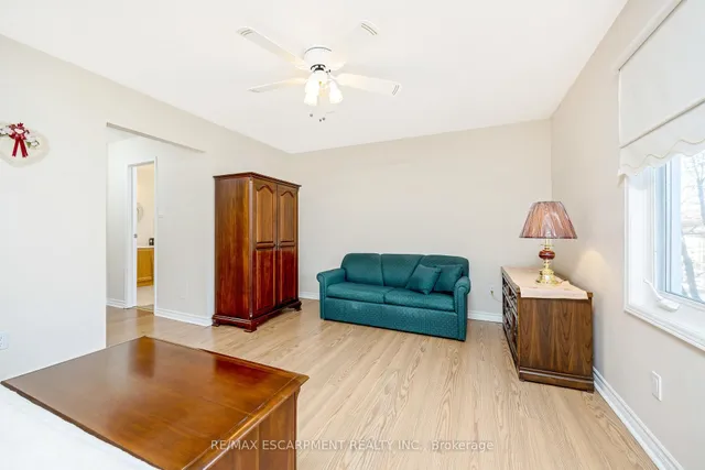 Additional property image - 2021 Sixth Line Unit 56