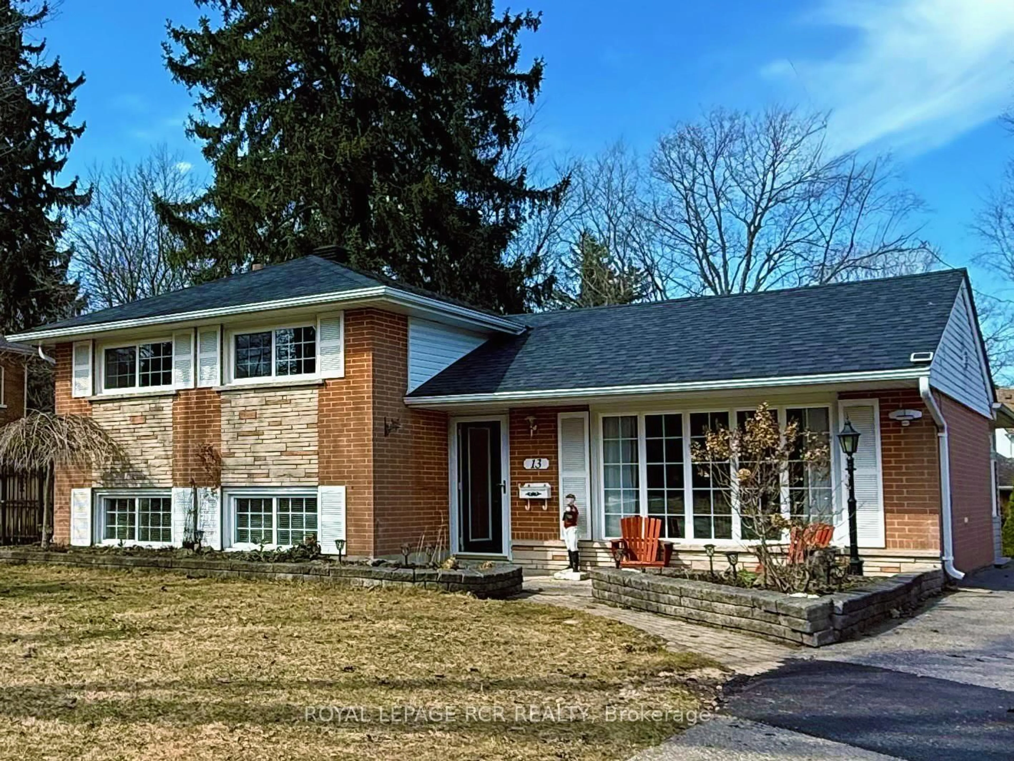 Home with brick exterior material, street for 13 Third Ave, Orangeville Ontario L9W 1G8