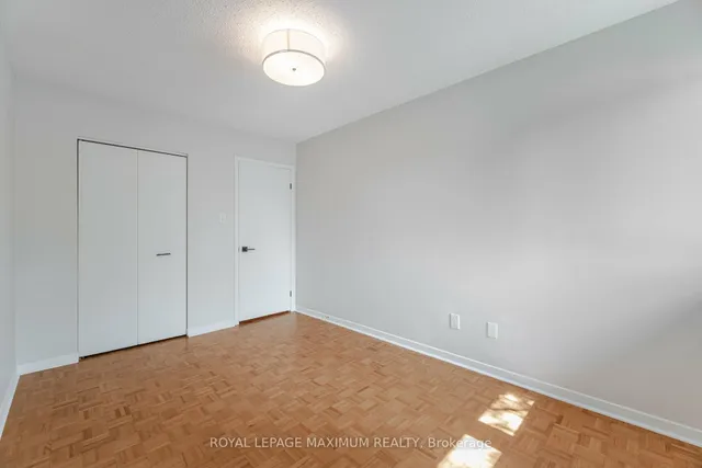 Additional property image - 8 Giles Crt