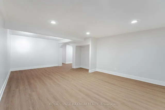 Additional property image - 8 Giles Crt